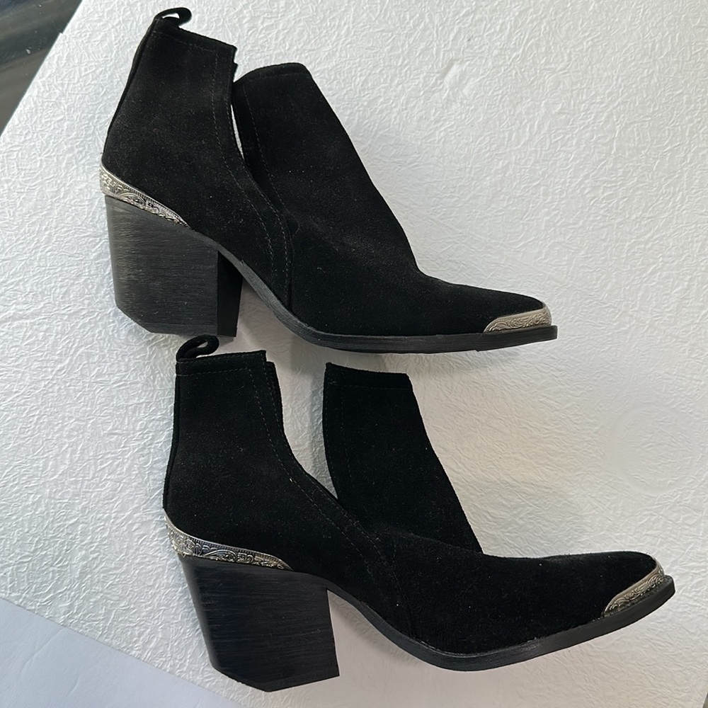 Catherine Malandrino Black Suede Boots